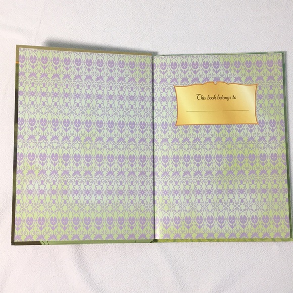 👑 Limited Collector’s Edition “The Princess and the Frog” Hardcover Book 👑 - Picture 3 of 16